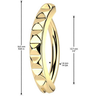 Kolczyk do pępka piramidy clicker