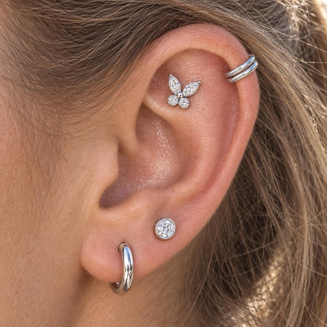 Zestaw kolczyków do ucha – stylizacja ucha Curated Ear
