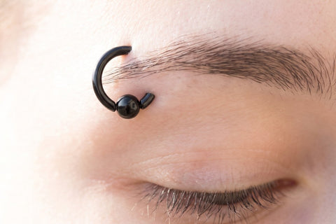 Kolczyk Piercing do Brwi w Kształcie Pierścienia