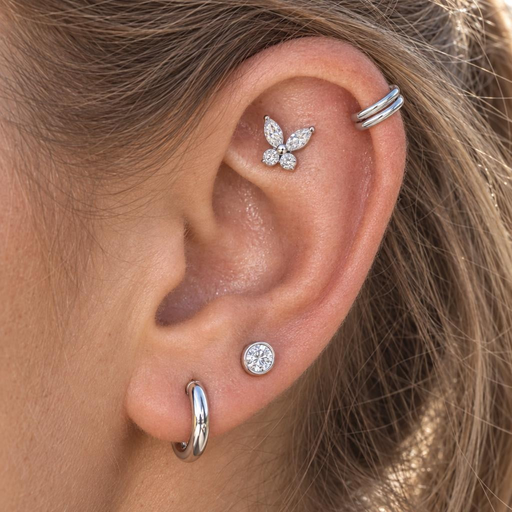 Zestaw Curated Ear „Silver Edge” – 4 tytanowe kolczyki do ucha