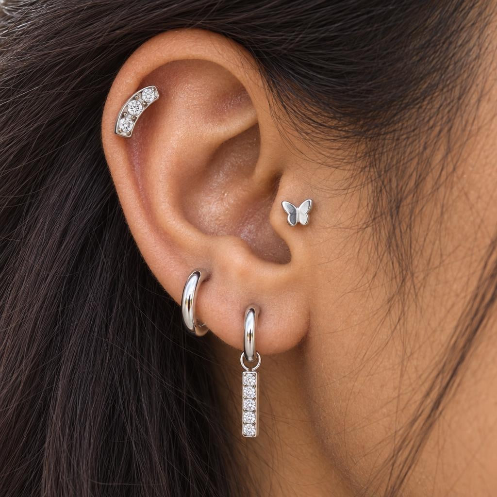 Zestaw Curated Ear „Silver Butterfly” – 4 tytanowe kolczyki do ucha