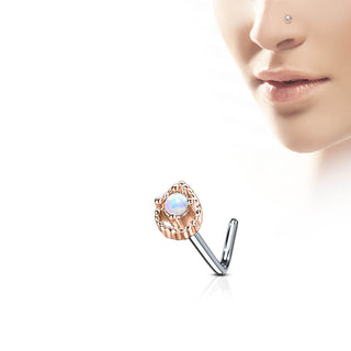 Kolczyk do nosa w kształcie litery l kropla opal srebrny