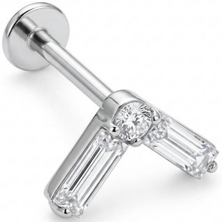 Tytan labret chevron cyrkonia bagietkowa gwint wewnętrzny